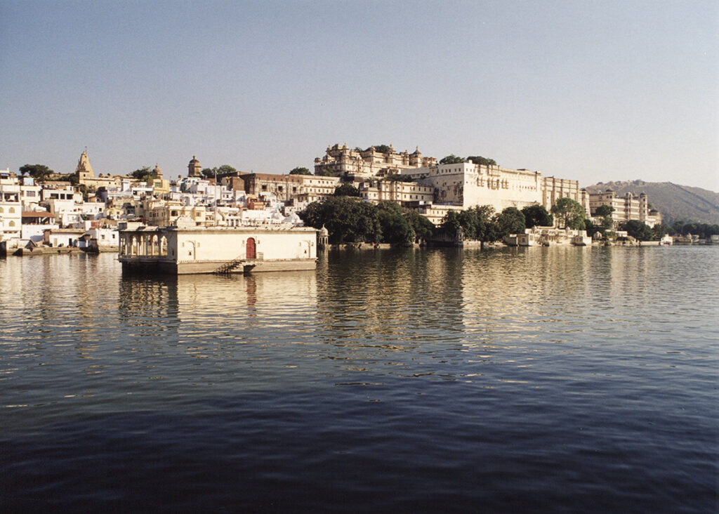 Udaipur lakeshore