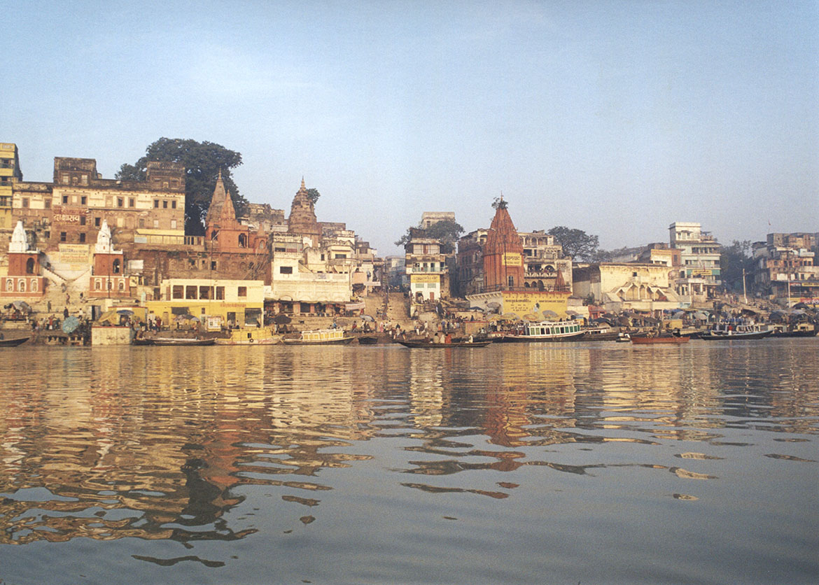 Varanasi to Agra