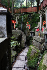 One of the countless little shrines up the mountain