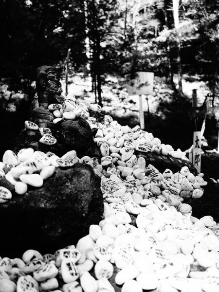 Stones with wishes on them, Nikko