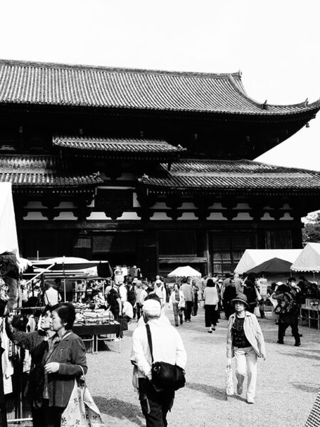 Market at Toji temple