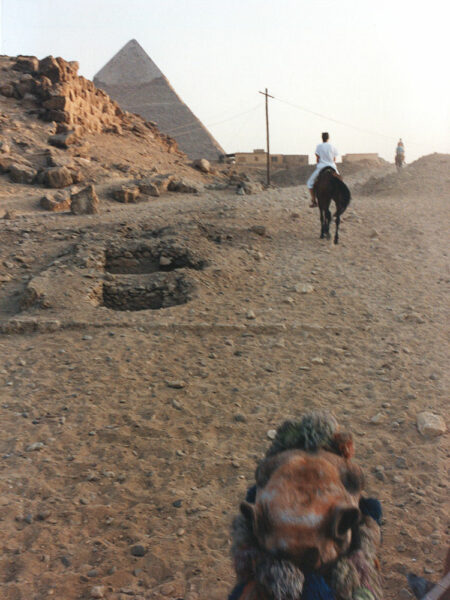 Setting off to ride around the pyramids