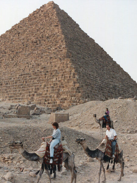 Tourists riding past the the pyramid of Mykerinus/Menkaure