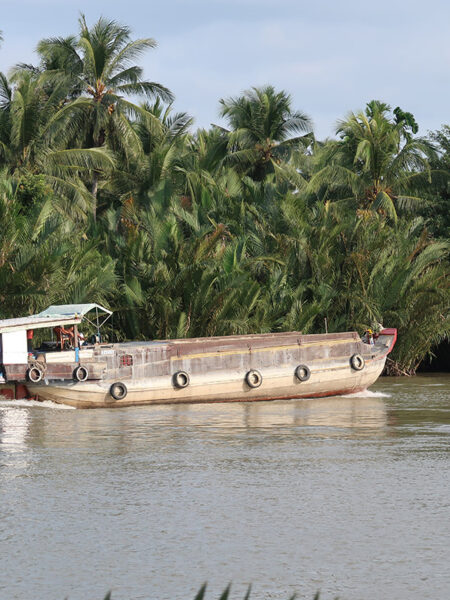 CoCo Riverside Lodge