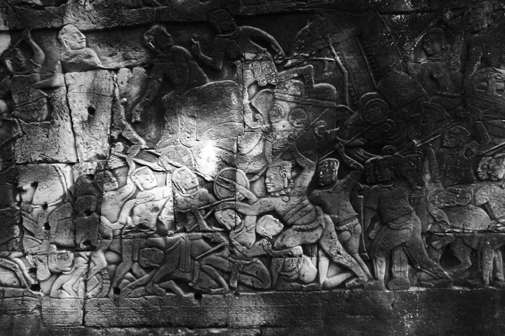 Bayon reliefs (Photo by Carol)
