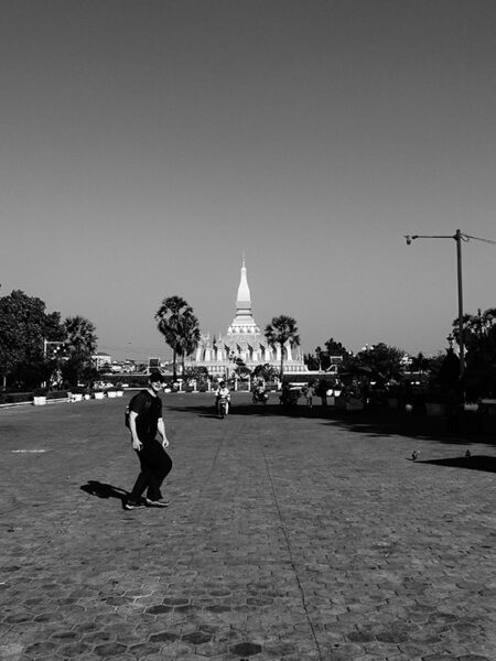 Outside Pha That Luang (Photo by Carol)