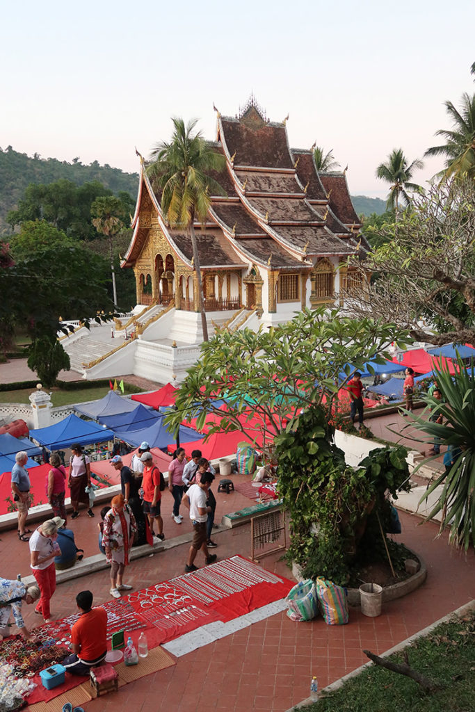 Base of Phu Si