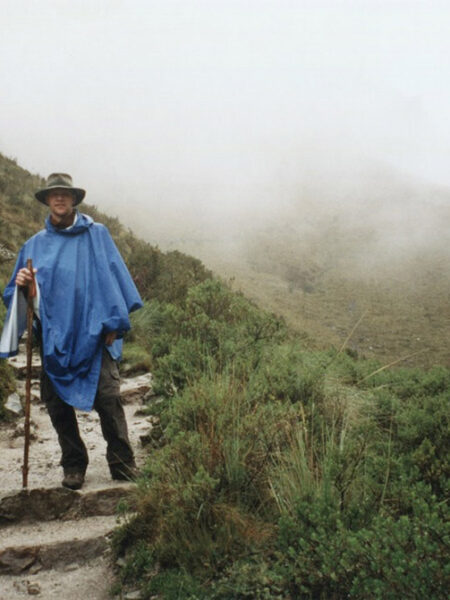 Heading up to Warmi Wañusqa (Dead Woman's Pass)