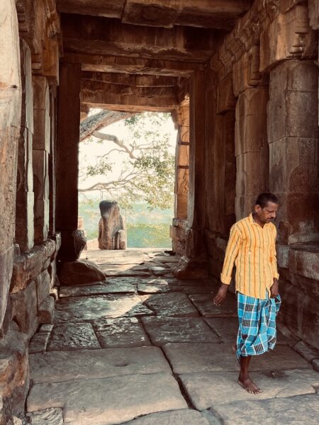 ‎⁨Pattadakal⁩ gateway