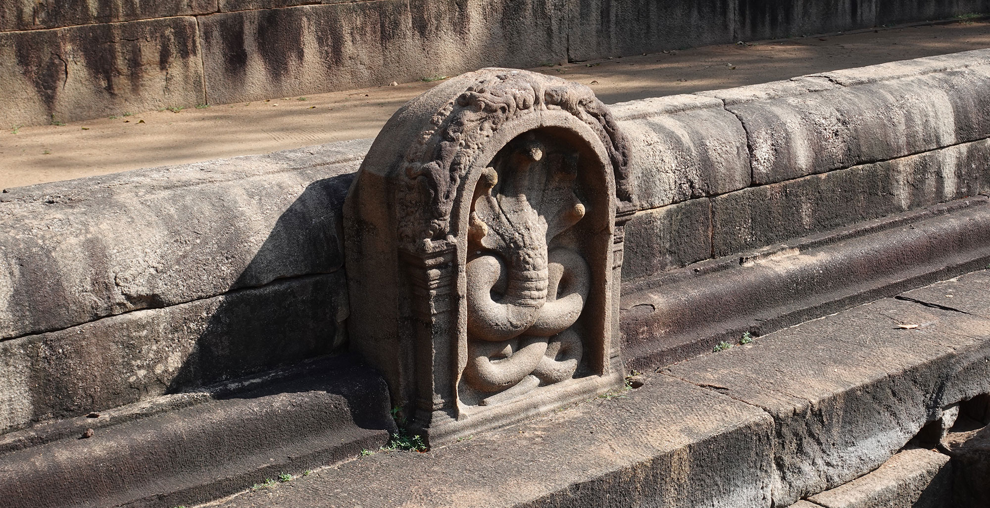 Anuradhapura: Ruined Monasteries