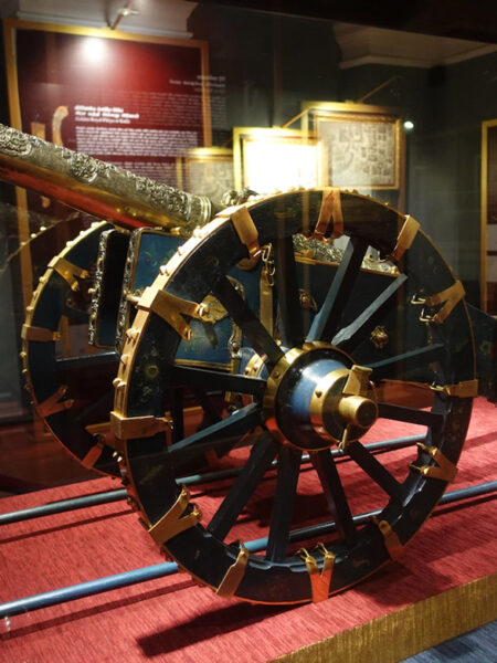 Lewke Disave's cannon