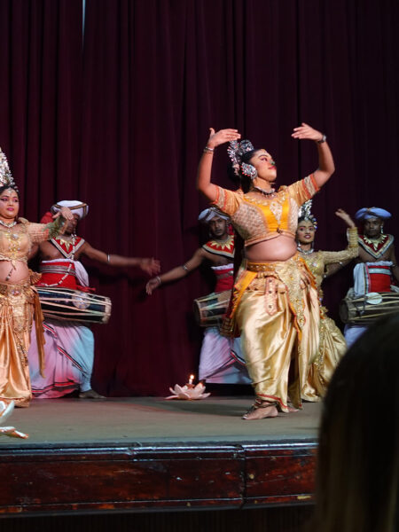 Kandy dancing