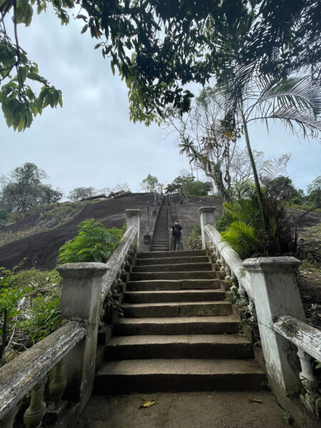Steps to Lankatilake